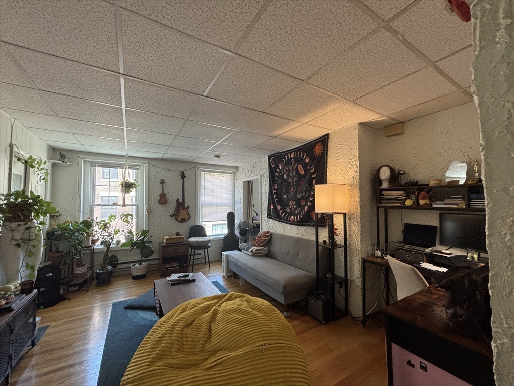 17-17A Fleet Street, Unit 3 Boston, MA 02113 - Photo 3 of 8