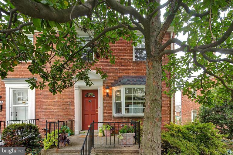 418 Overbrook Road Baltimore, MD 21212 - Photo 30 of 30 front view of a house with a tree