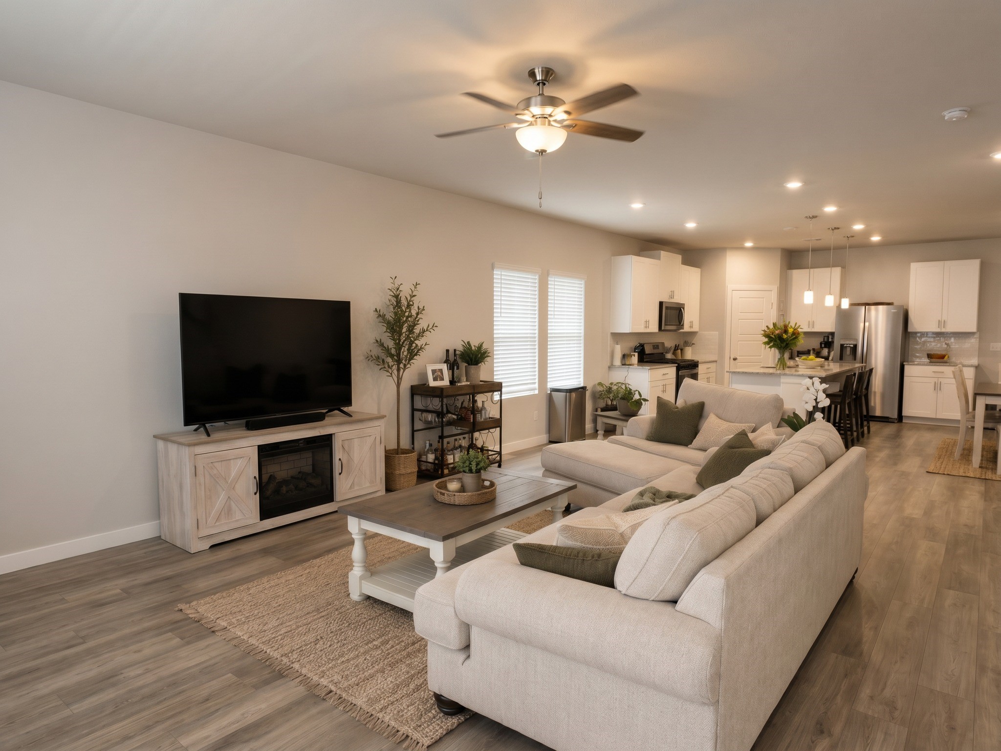1526 King Rnch Road Conroe, TX 77301 - Photo 3 of 17