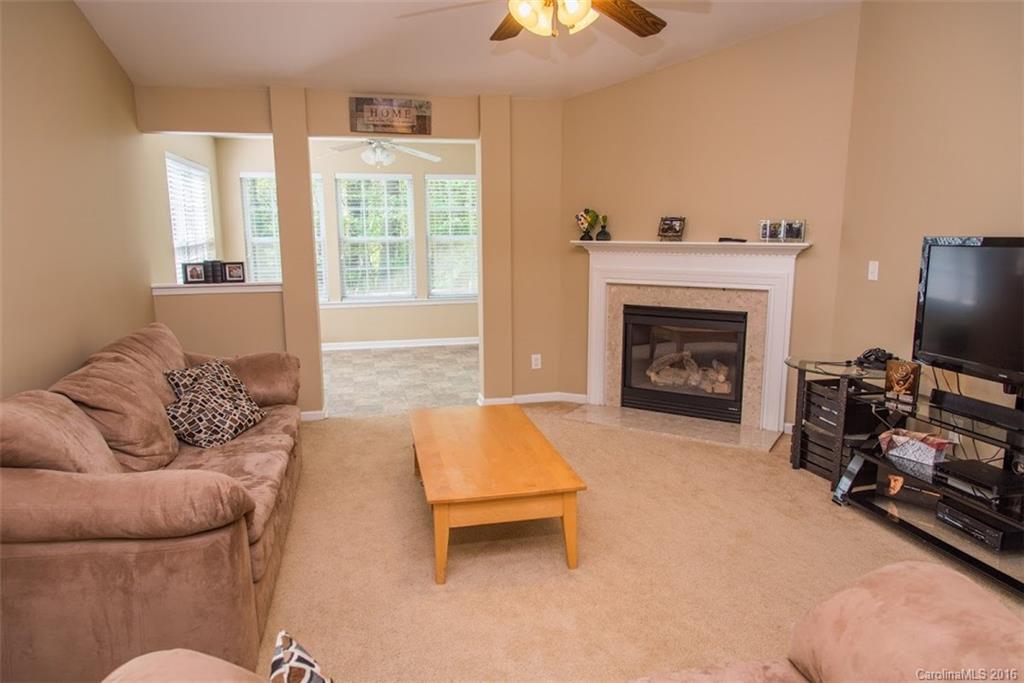 1658 Summit Ridge Lane Kannapolis, NC 28083 - Photo 3 of 24 Gallery Image 3