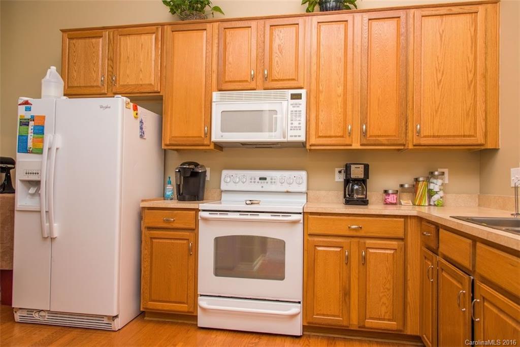 1658 Summit Ridge Lane Kannapolis, NC 28083 - Photo 9 of 24 Gallery Image 9