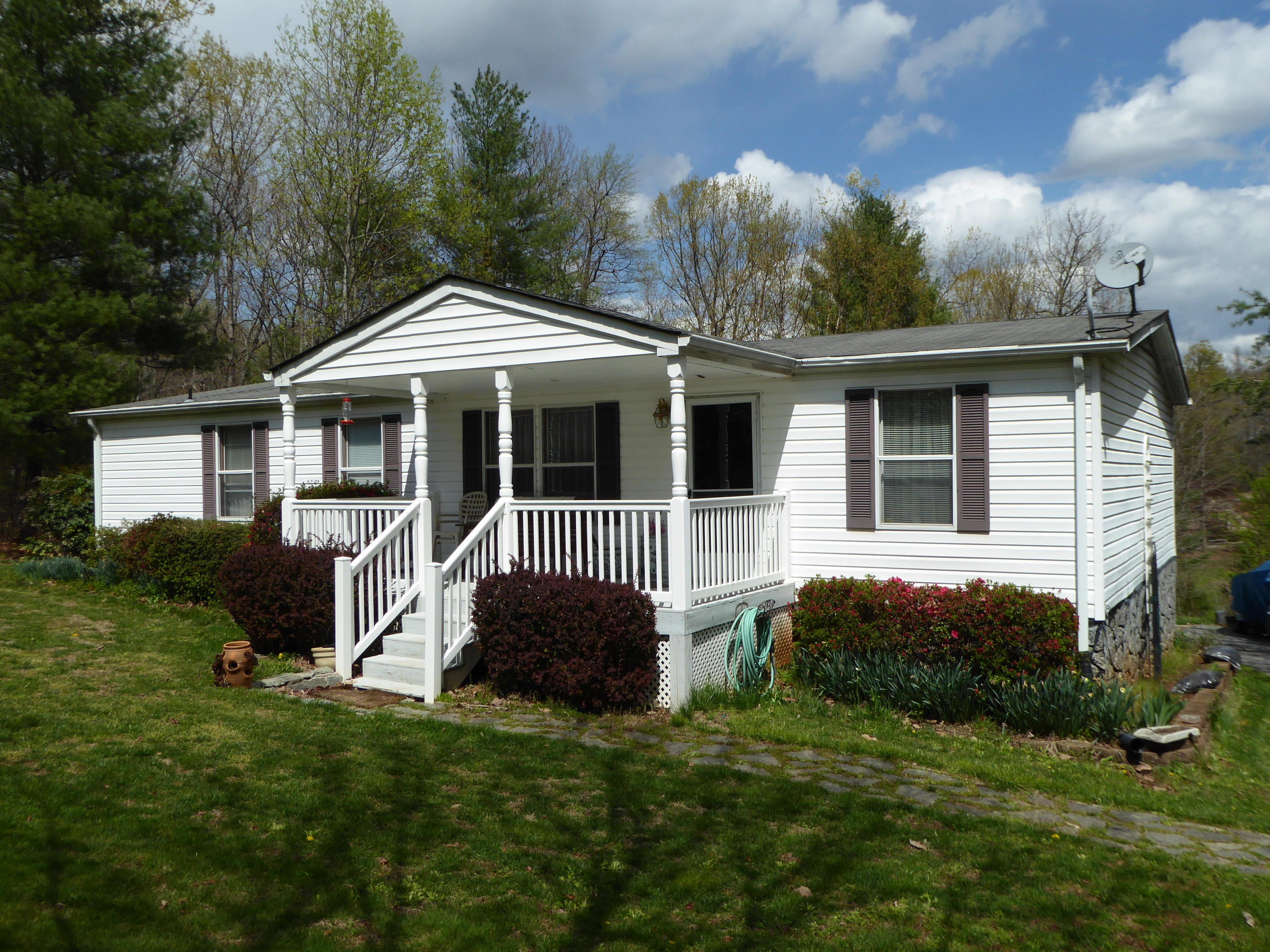 5340 Alean Road Boones Mill, VA 24065 - Photo 1 of 38 1 Front