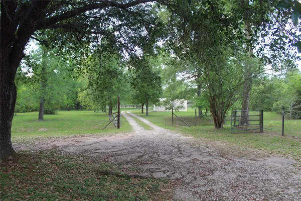 $850 | 9103 Pine Lane, Magnolia, TX 77354