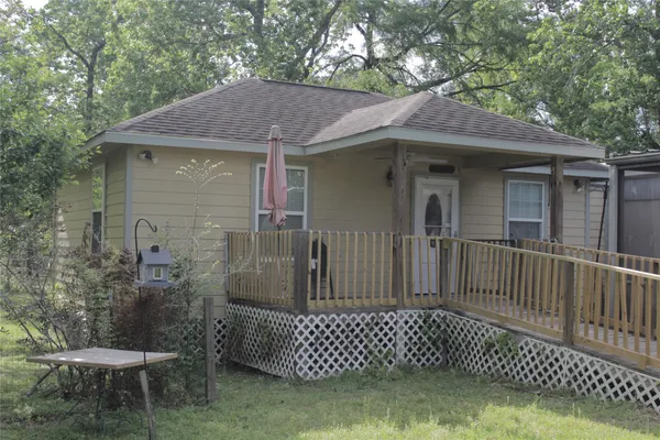 $850 | 9103 Pine Lane, Magnolia, TX 77354