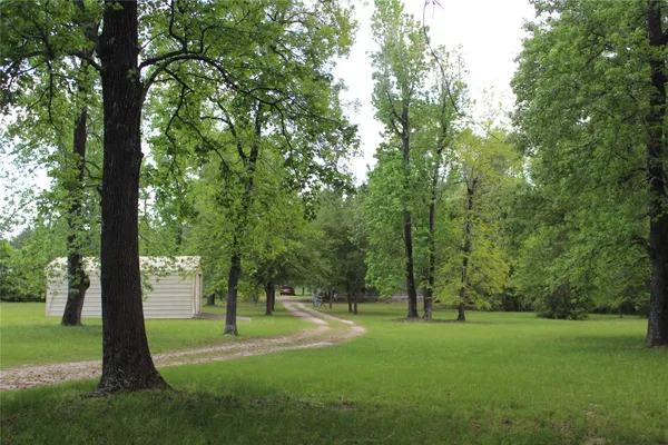 $850 | 9103 Pine Lane, Magnolia, TX 77354