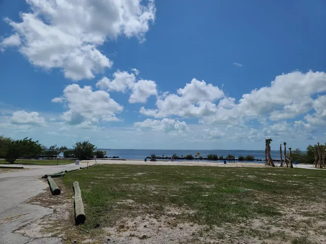 $4,250 | 14 South Exuma Road, Key Largo, FL 33037