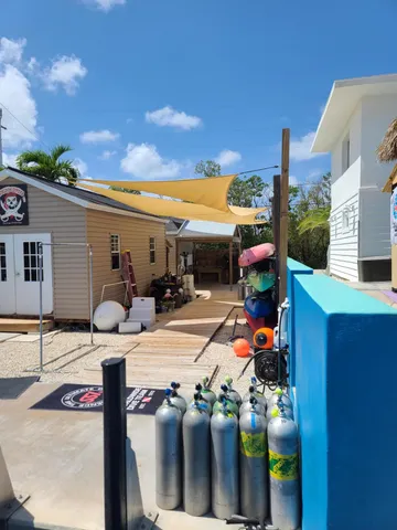 $4,250 | 14 South Exuma Road, Key Largo, FL 33037