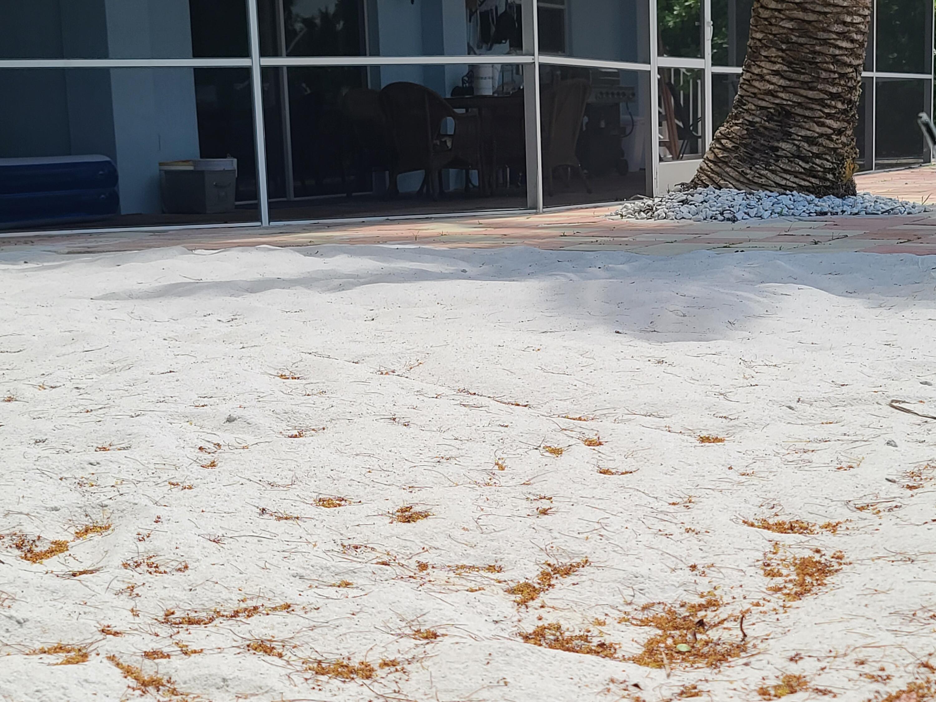 14 South Exuma Road Key Largo, FL 33037 - Photo 31 of 32 a view of wooden fence