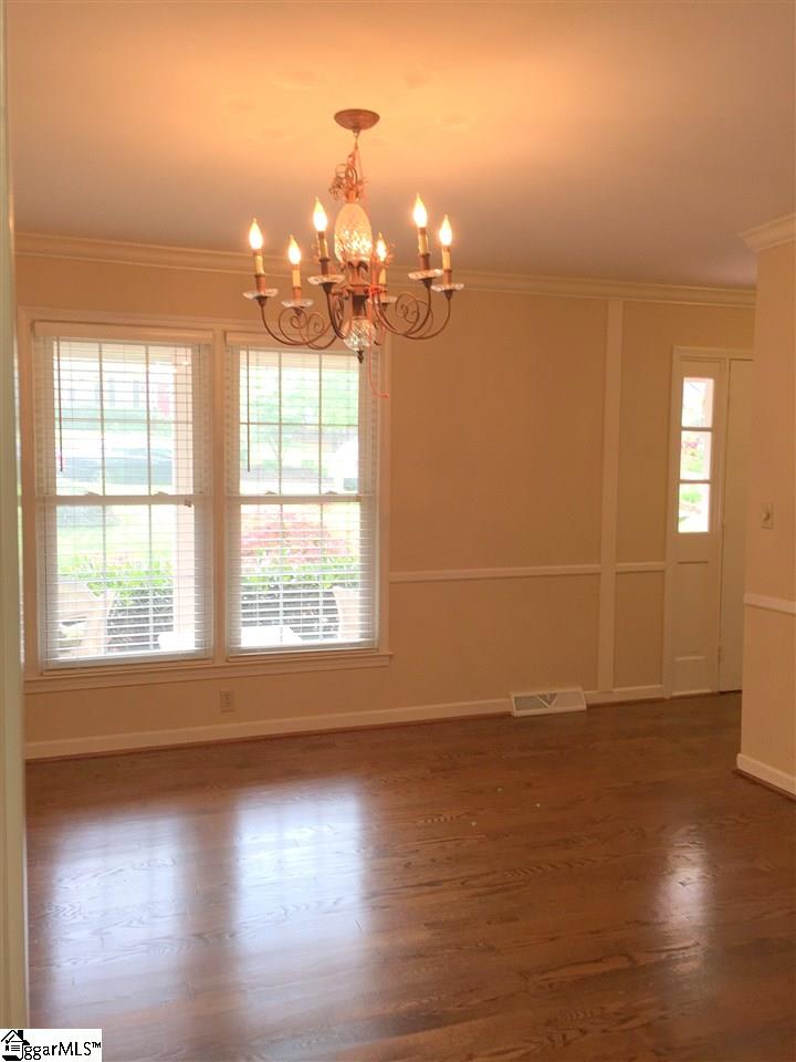 114 Sun Meadow Road Greer, SC 29650 - Photo 4 of 27 Gallery Image 4