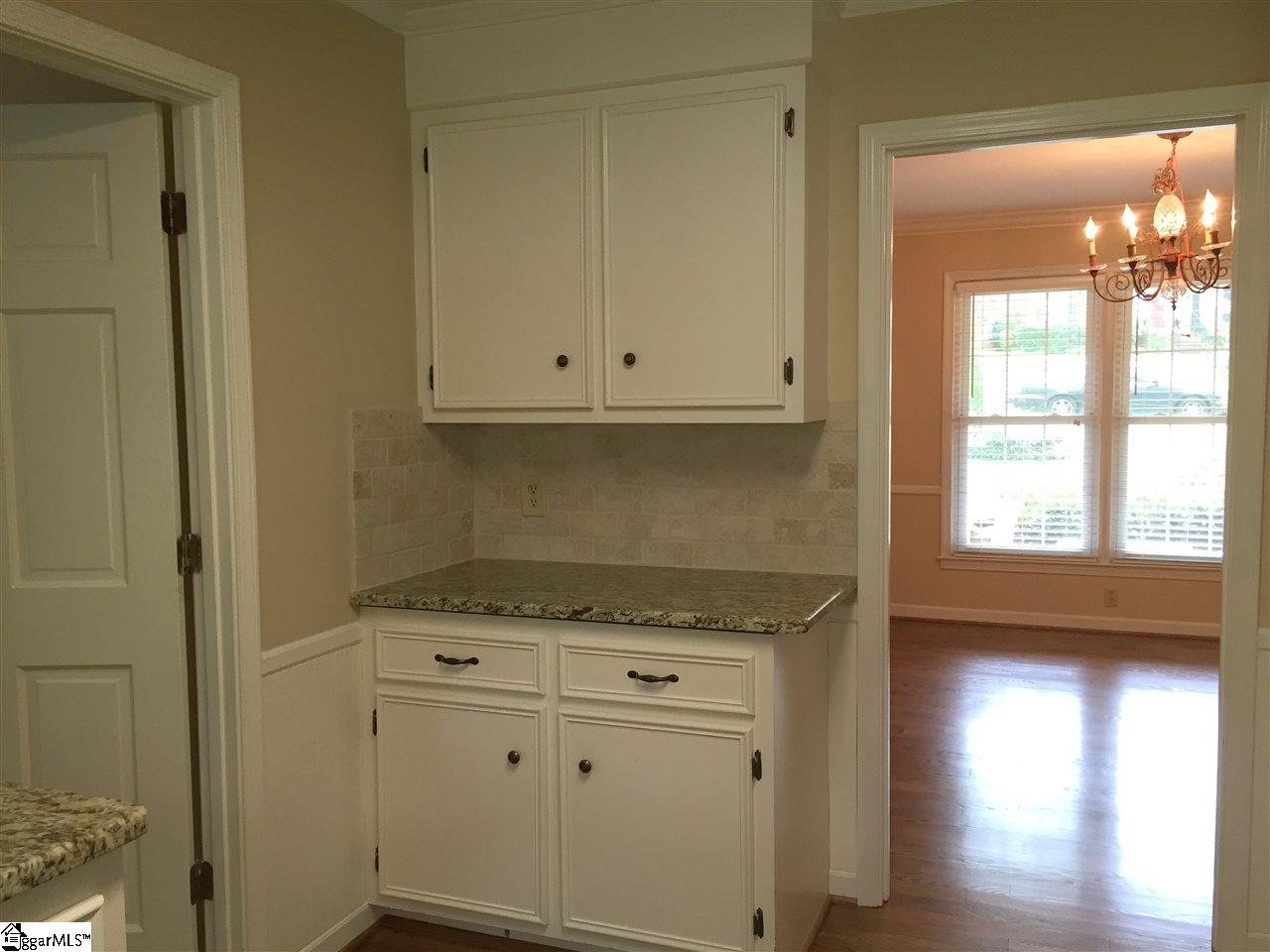 114 Sun Meadow Road Greer, SC 29650 - Photo 8 of 27 Gallery Image 8