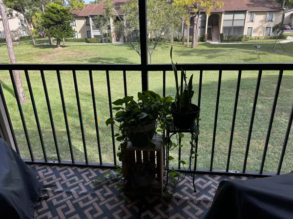 $1,800 | 720 Sunny Pine Way, Unit G2, Greenacres, FL 33415