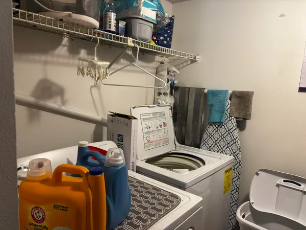 $1,800 | 720 Sunny Pine Way, Unit G2, Greenacres, FL 33415