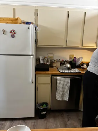 $1,800 | 720 Sunny Pine Way, Unit G2, Greenacres, FL 33415