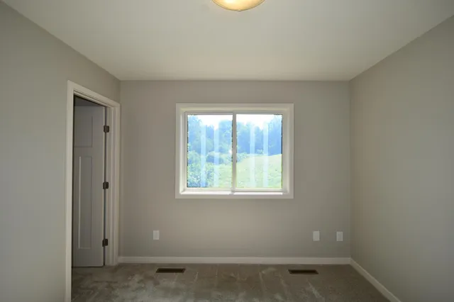 $309,900 | 2049 East 20th Street, Zumbrota, MN 55992