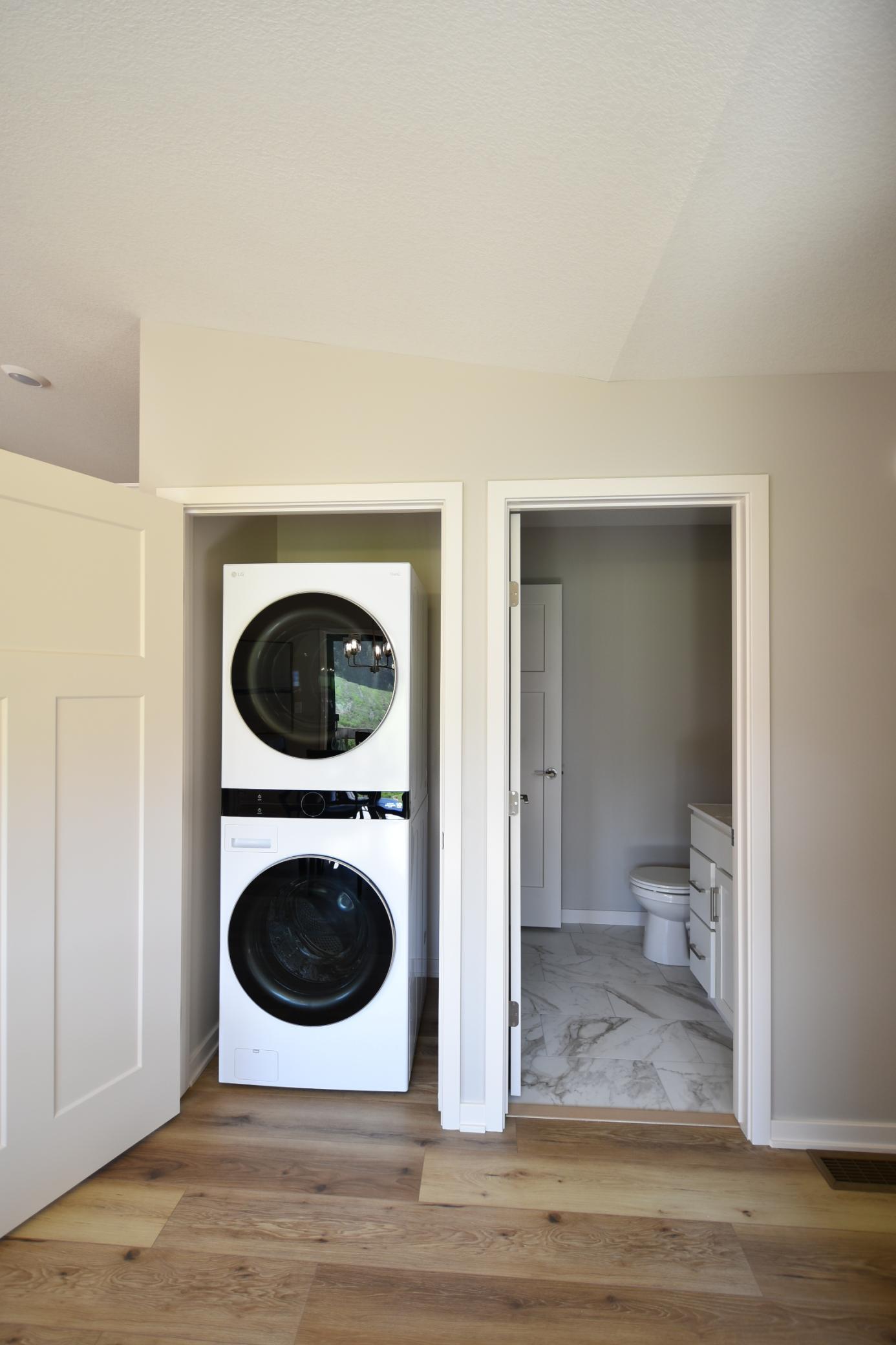 2049 East 20th Street Zumbrota, MN 55992 - Photo 18 of 33