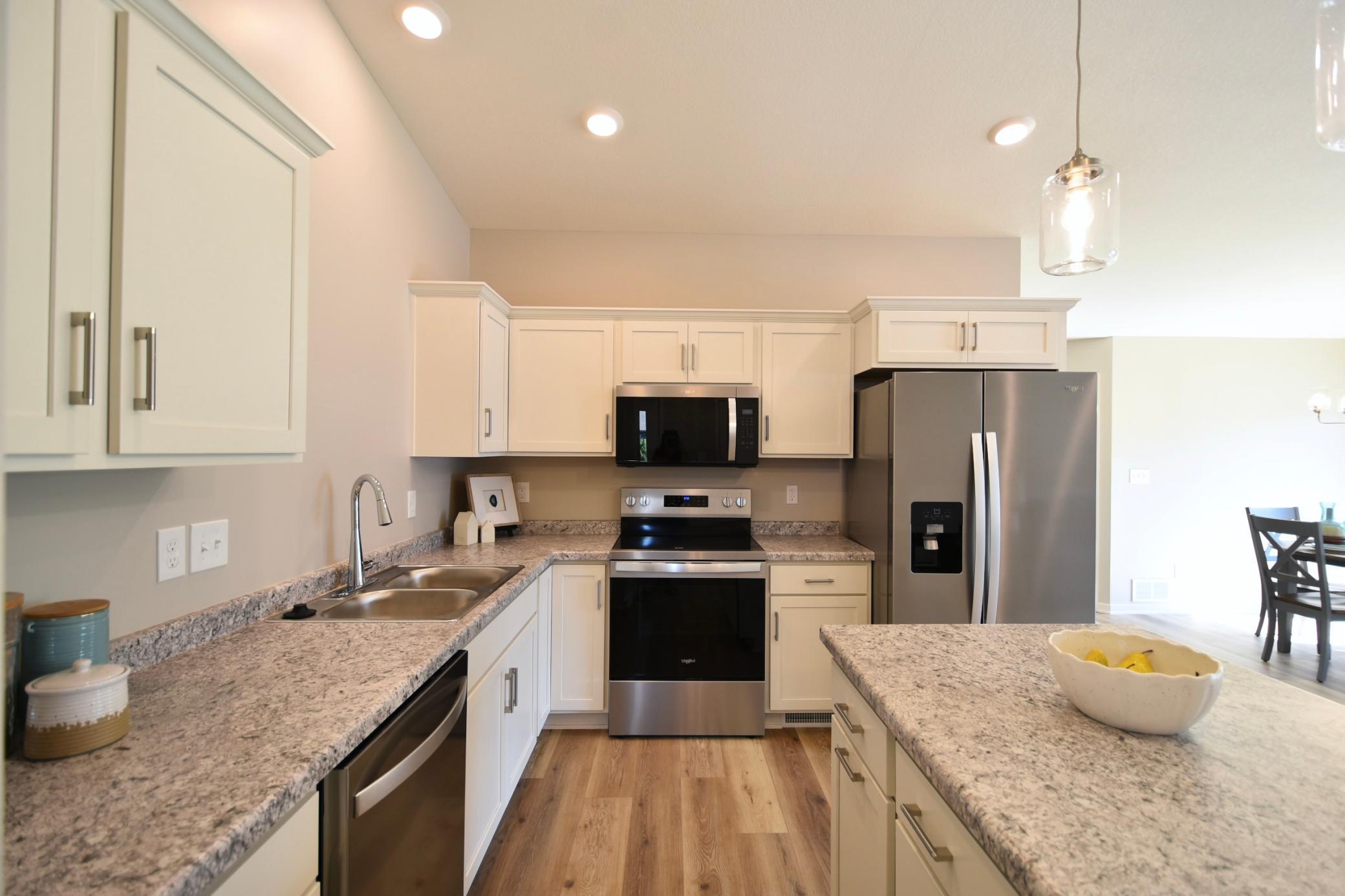 2049 East 20th Street Zumbrota, MN 55992 - Photo 21 of 33