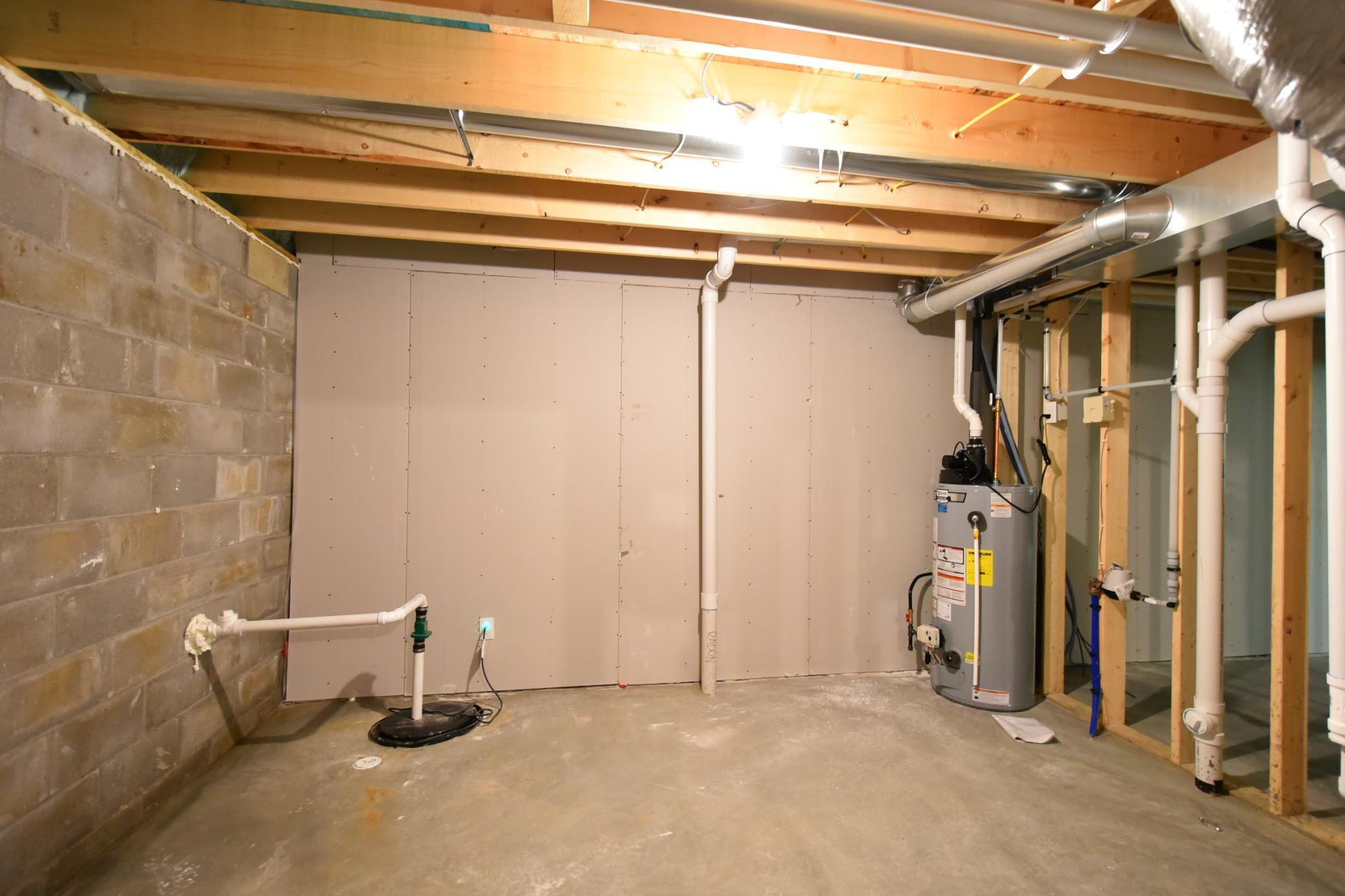 2049 East 20th Street Zumbrota, MN 55992 - Photo 28 of 33