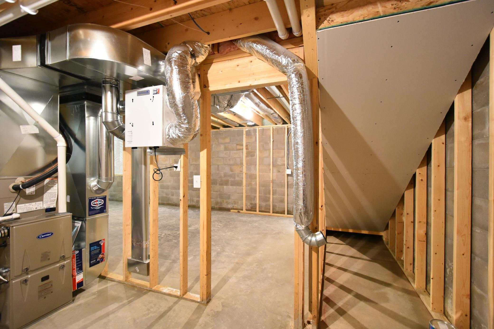 2049 East 20th Street Zumbrota, MN 55992 - Photo 30 of 33