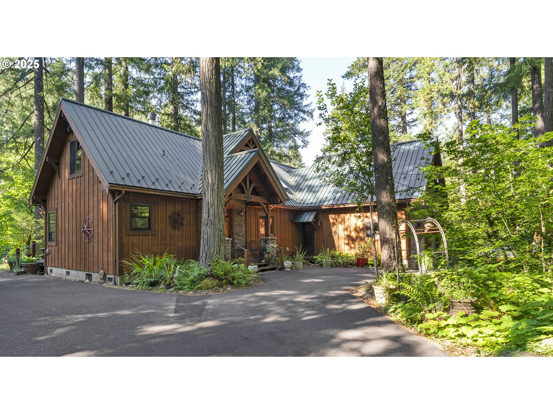 55590 McKenzie River Drive Blue River, OR 97413 - Photo 41 of 45 a black and white photo of a house
