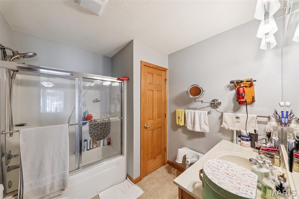 2266 Calgary Drive Shiloh, IL 62221 - Photo 18 of 24 Gallery Image 18