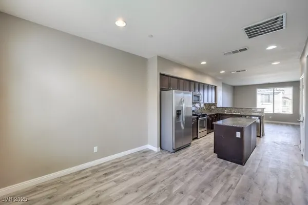 $1,900 | 4516 Townwall Street, Las Vegas, NV 89115