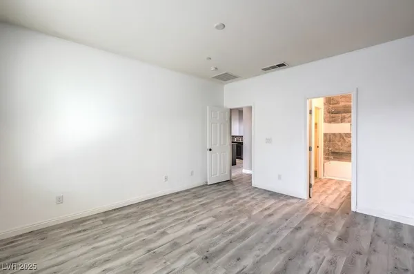 $1,900 | 4516 Townwall Street, Las Vegas, NV 89115