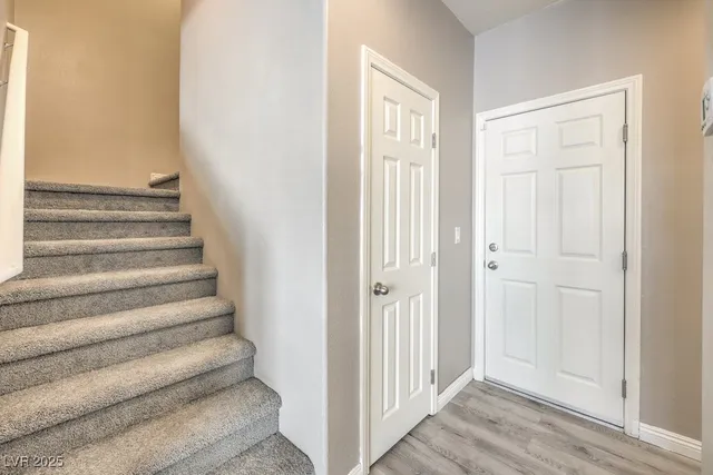 $1,900 | 4516 Townwall Street, Las Vegas, NV 89115