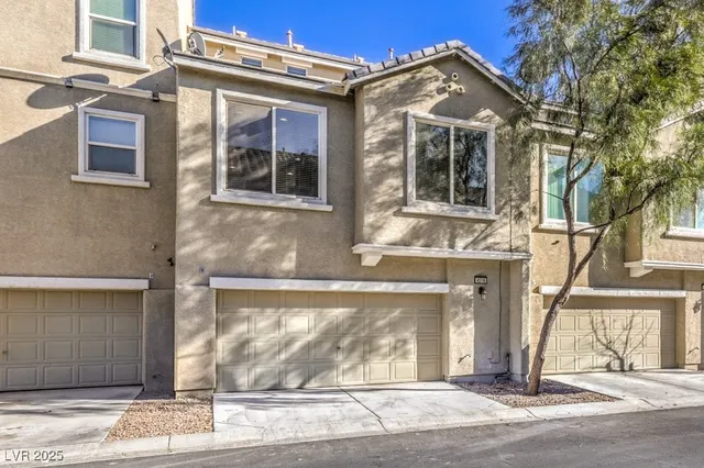 $1,900 | 4516 Townwall Street, Las Vegas, NV 89115