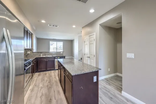 $1,900 | 4516 Townwall Street, Las Vegas, NV 89115