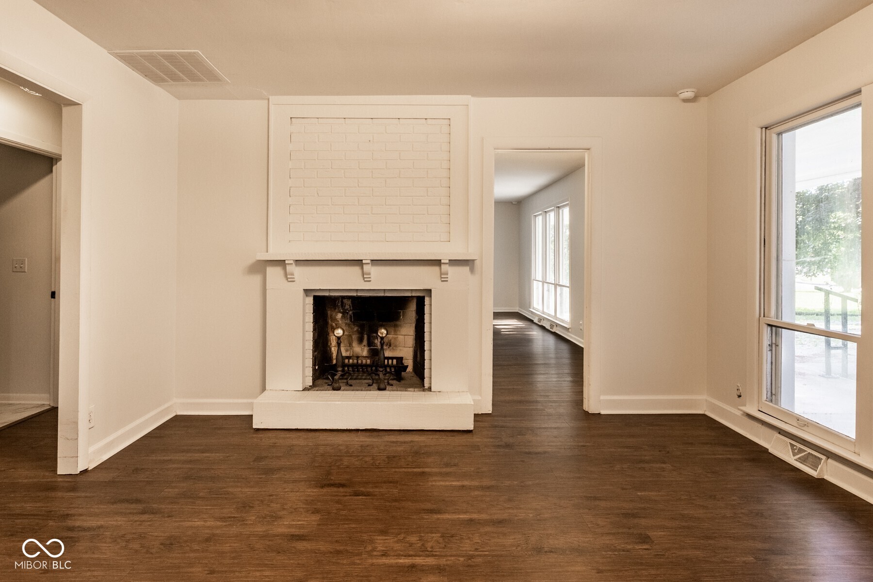 9514 Haverstick Road Indianapolis, IN 46240 - Photo 8 of 28