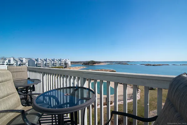 $548,500 | 1 Mansfield Grove Road, Unit 306, East Haven, CT 06512