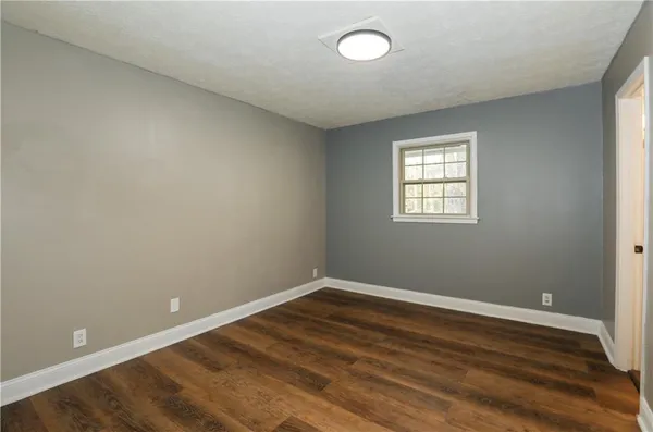 $2,050 | 3052 Riviera Drive, Conyers, GA 30012