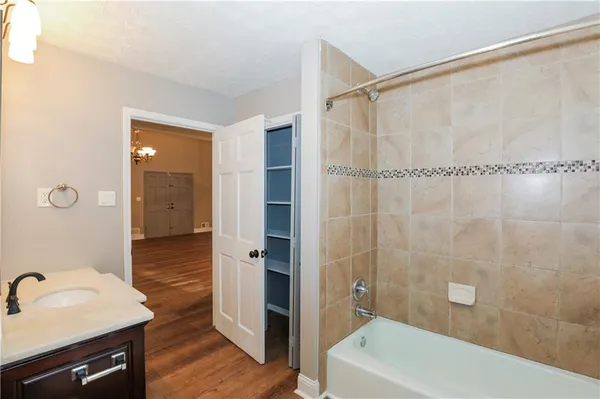 $2,050 | 3052 Riviera Drive, Conyers, GA 30012