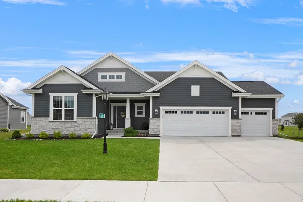 $759,900 | 2846 Kegonsa Drive, Summit, WI 53066