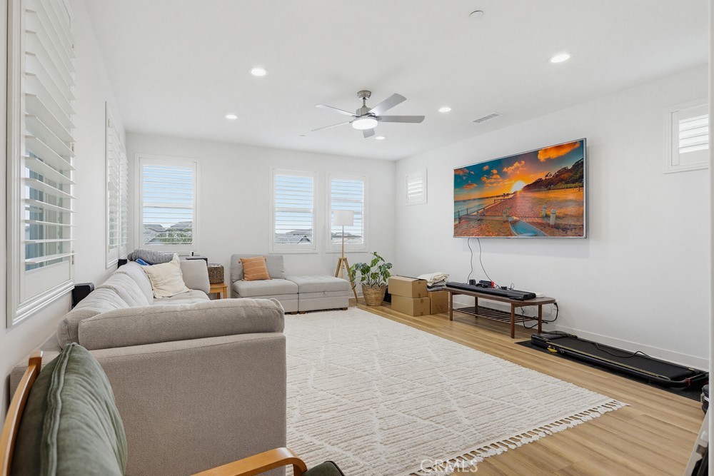 236 Tank Irvine, CA 92618 - Photo 27 of 61
