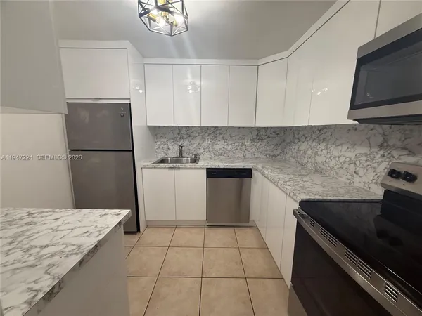 $2,250 | 8500 Southwest 109th Avenue, Unit 6101, Miami, FL 33173