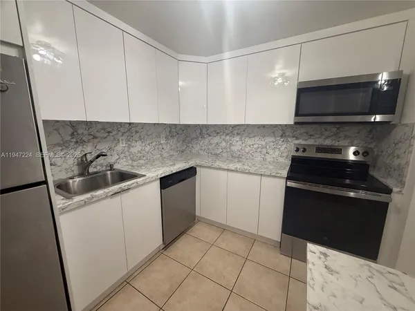 $2,250 | 8500 Southwest 109th Avenue, Unit 6101, Miami, FL 33173