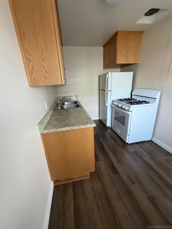 $1,700 | 4269 Poplar Street, San Diego, CA 92105