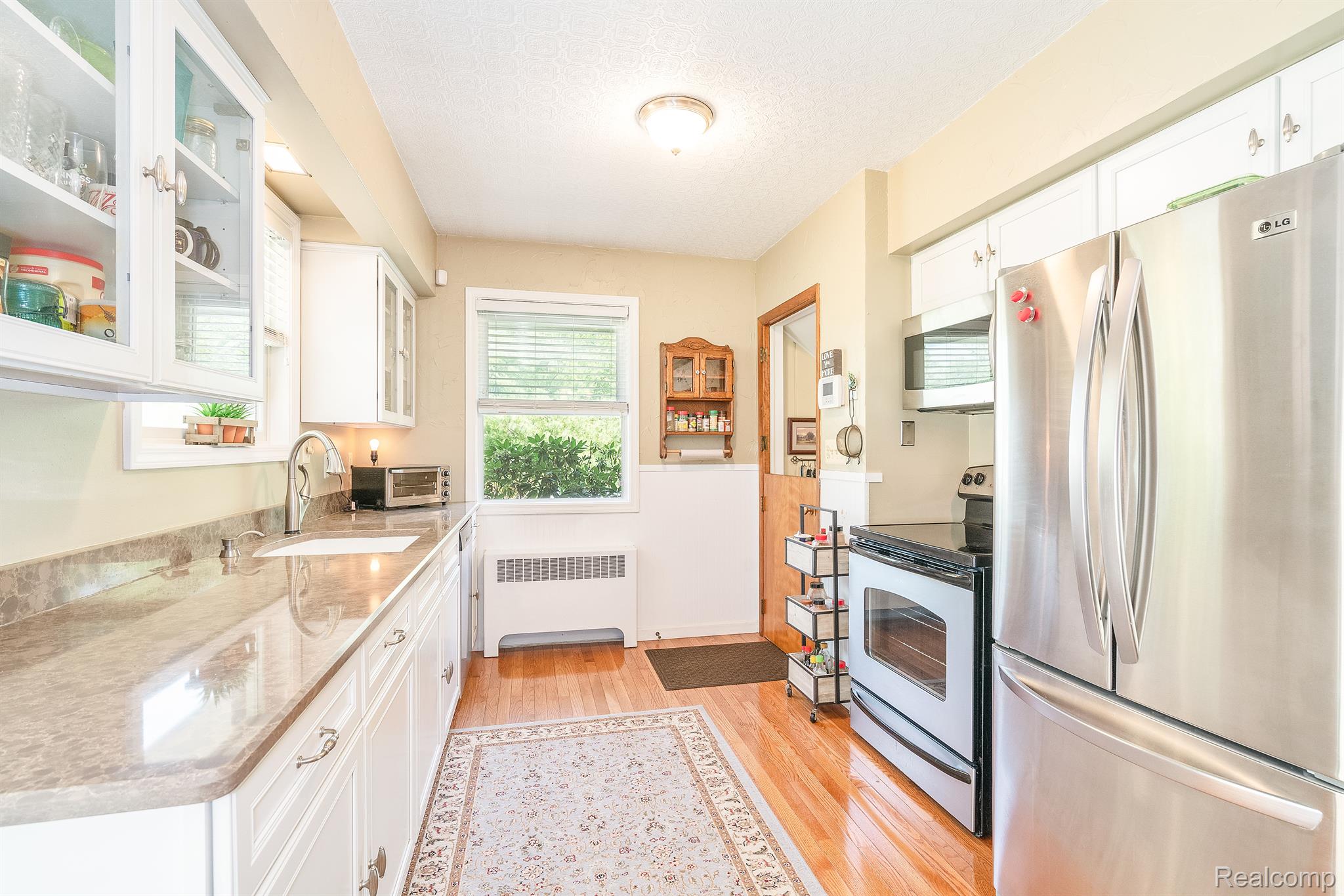 23300 Middlebelt Road New Boston, MI 48164 - Photo 7 of 43 Gallery Image 7