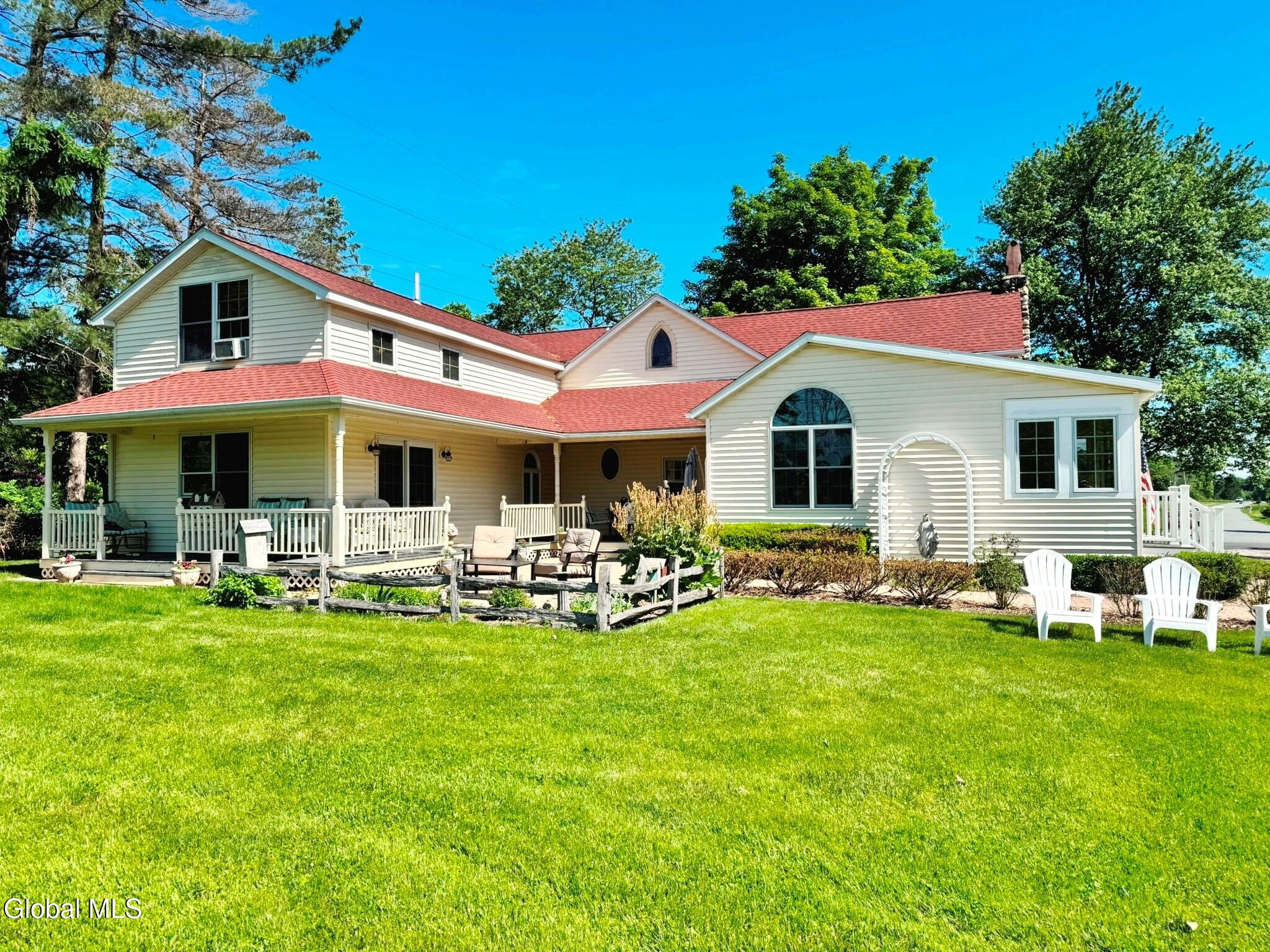 944 Stony Point Road Schodack, NY 12033 - Photo 19 of 99 Wrap-Around, Covered Porch