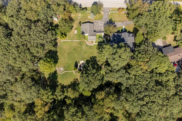 $750,000 | 3721 West 133rd Avenue, Crown Point, IN 46307