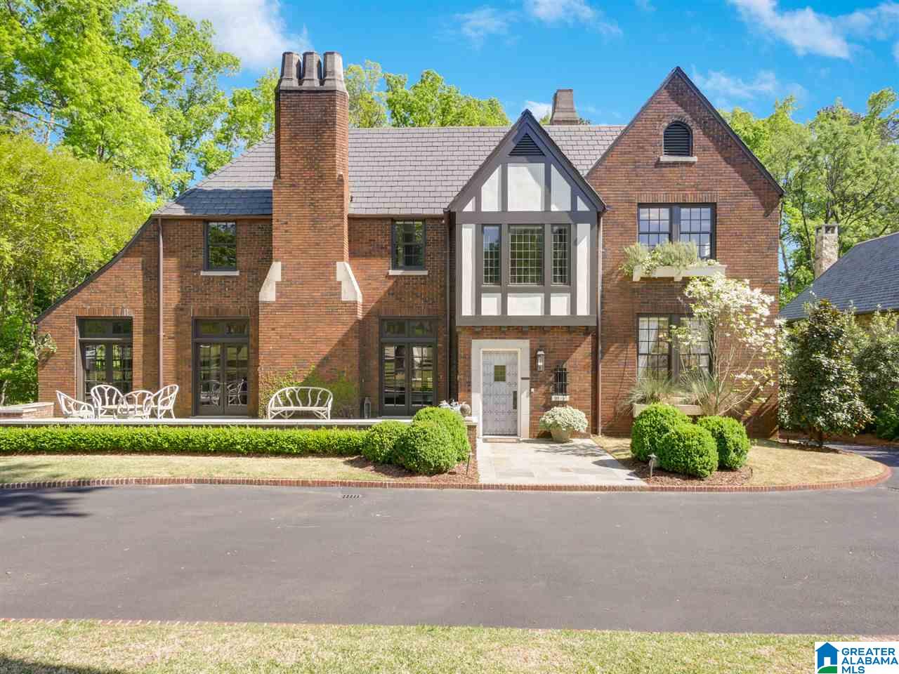 3069 Salisbury Road Birmingham, AL 35213 - Photo 1 of 41