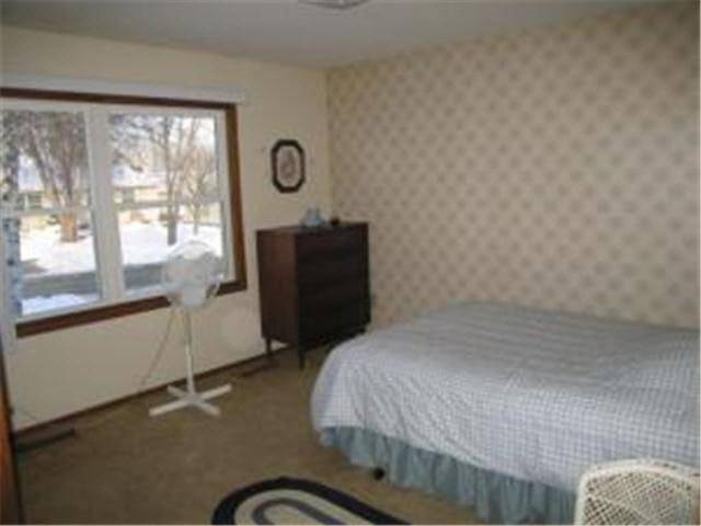 2126 44th Street Northwest Rochester, MN 55901 - Photo 7 of 10