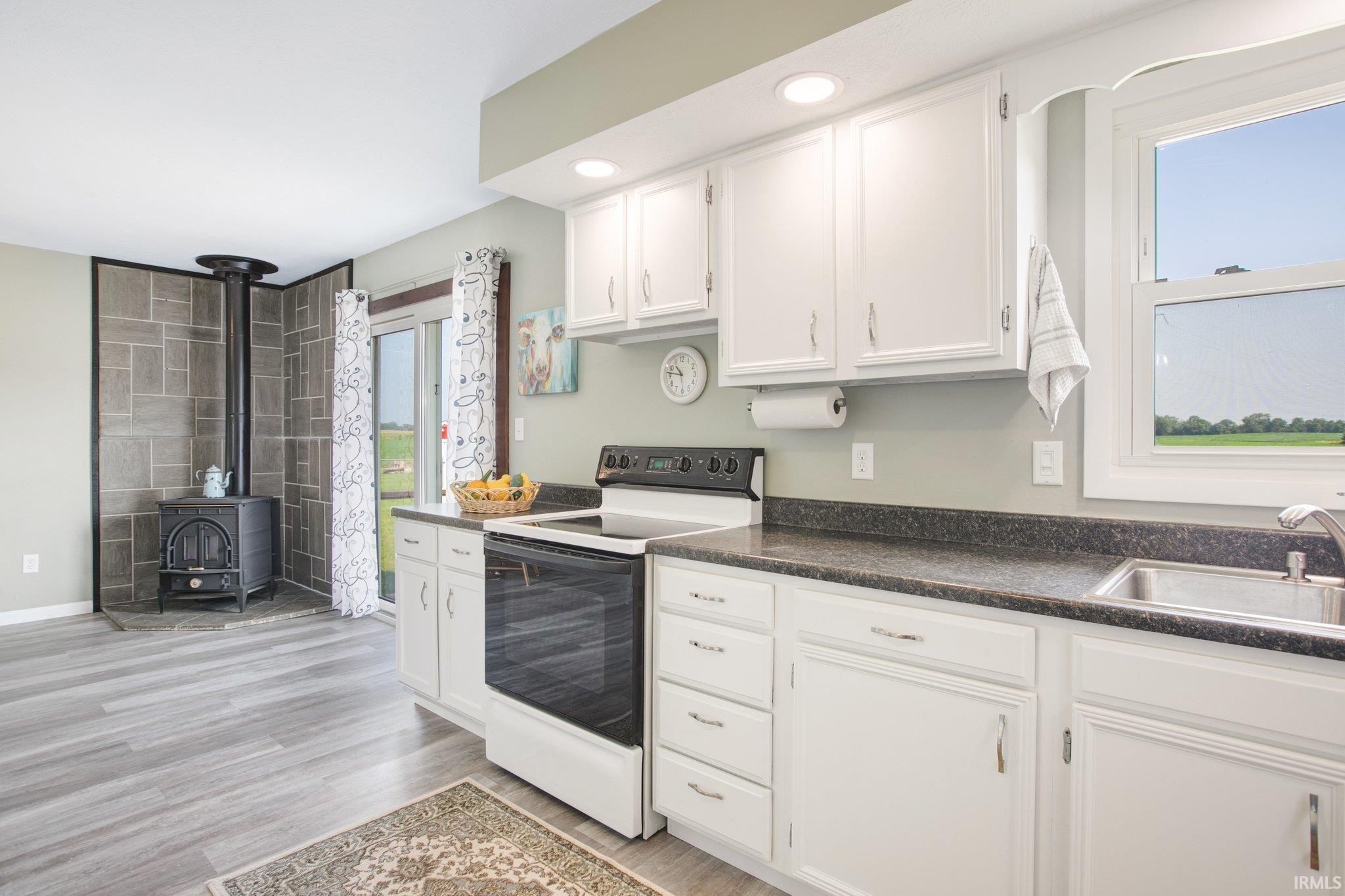 33203 Gordon Road New Carlisle, IN 46552 - Photo 11 of 35 Gallery Image 11