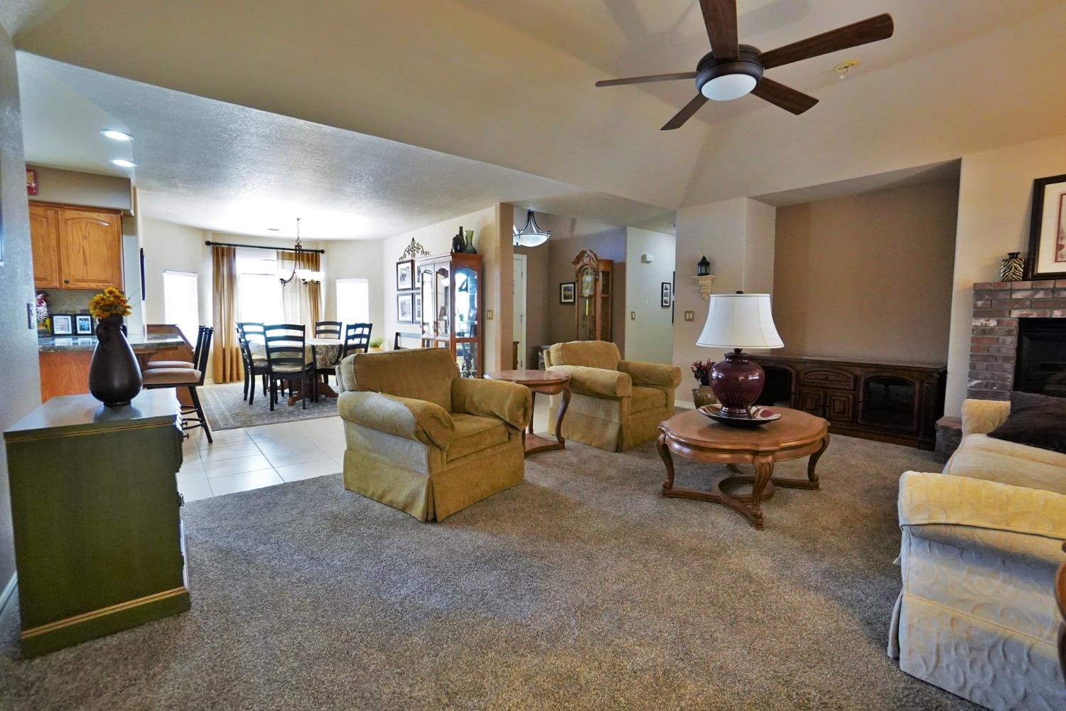 1234 Cedar Lane Lemoore, CA 93245 - Photo 12 of 57