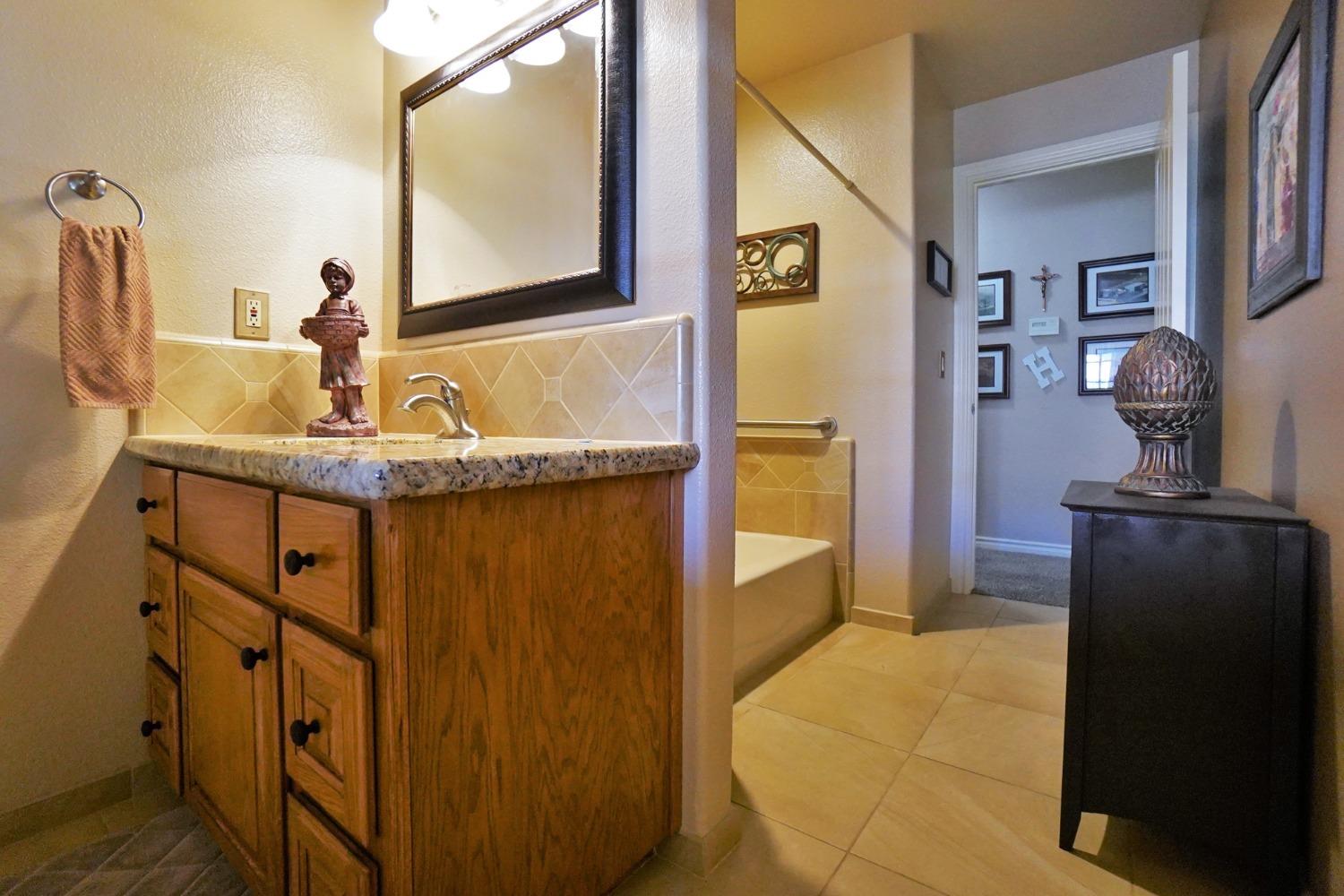 1234 Cedar Lane Lemoore, CA 93245 - Photo 31 of 57