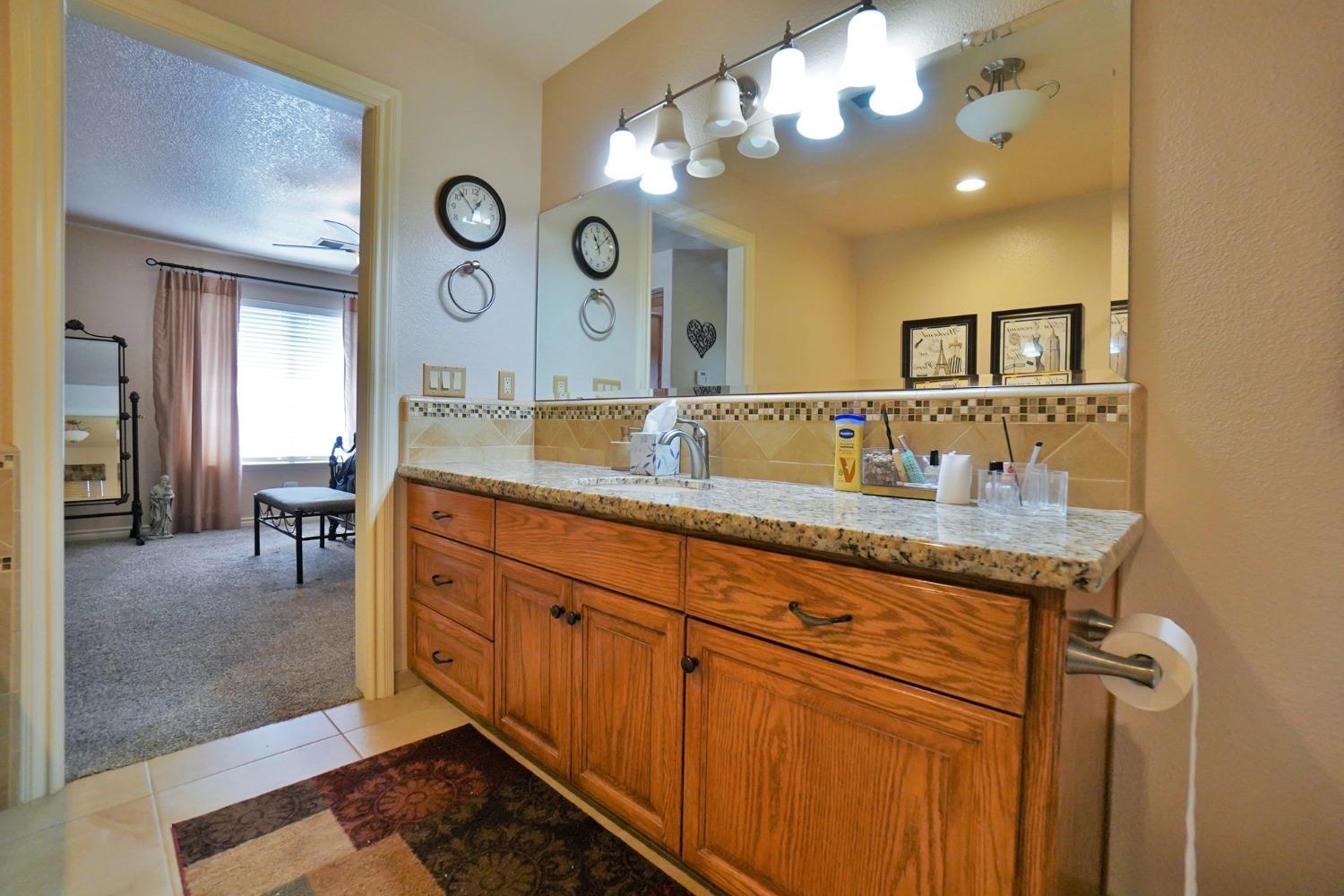 1234 Cedar Lane Lemoore, CA 93245 - Photo 43 of 57