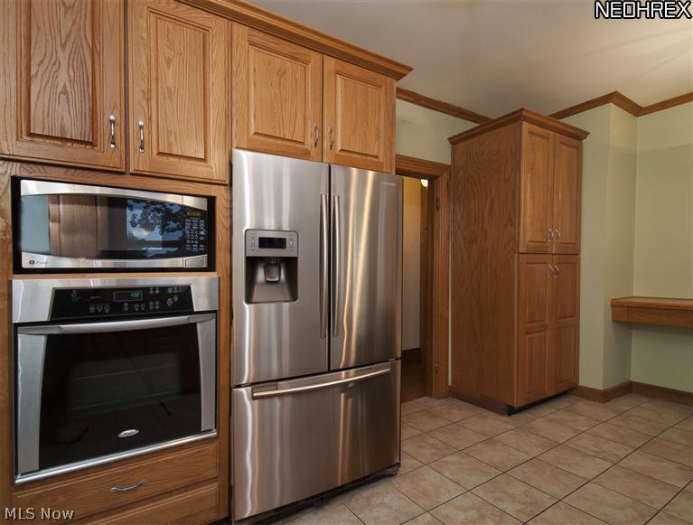 14287 Superior Road Cleveland, OH 44118 - Photo 7 of 25 Gallery Image 7