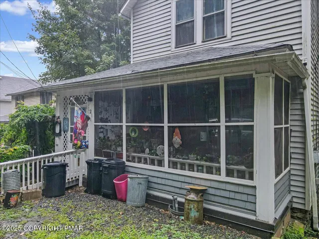 a view of small house with a window