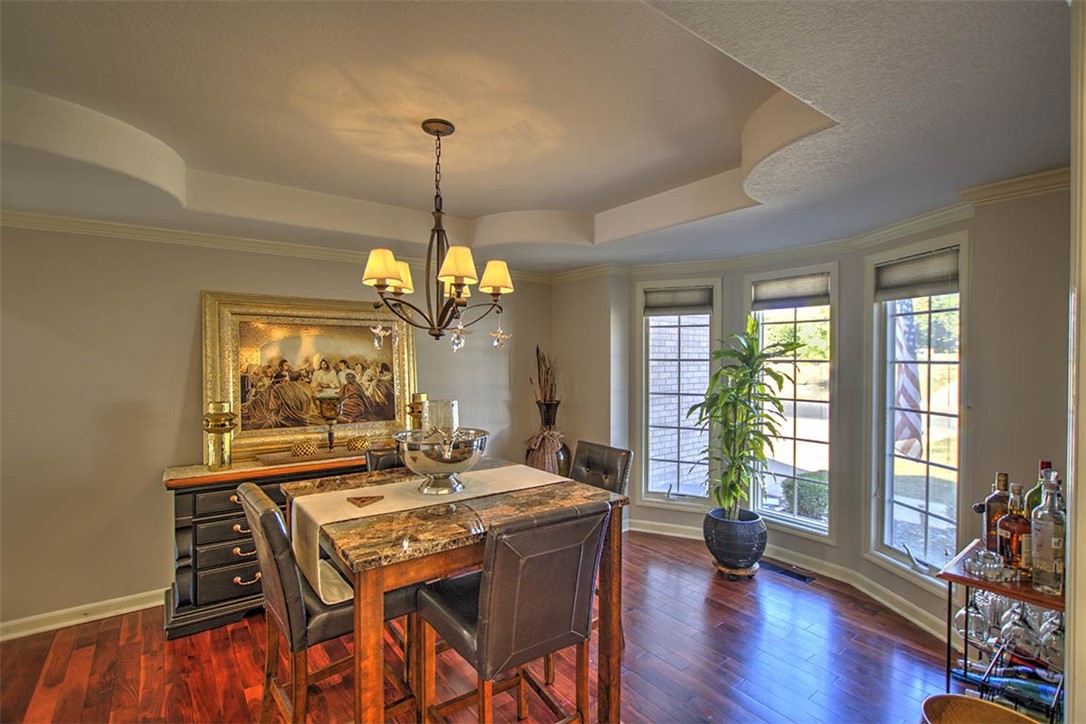 5265 Harbour Court Decatur, IL 62521 - Photo 19 of 43 Dining room
